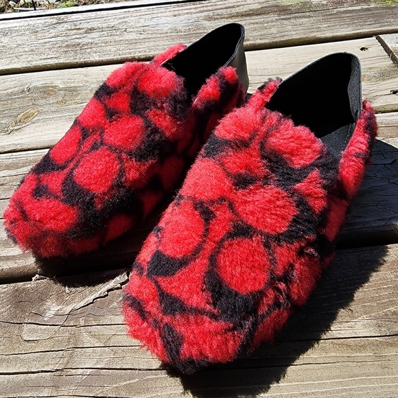 Coach Red and Black Fuzzy Slipper Shoes - Picture 1 of 7